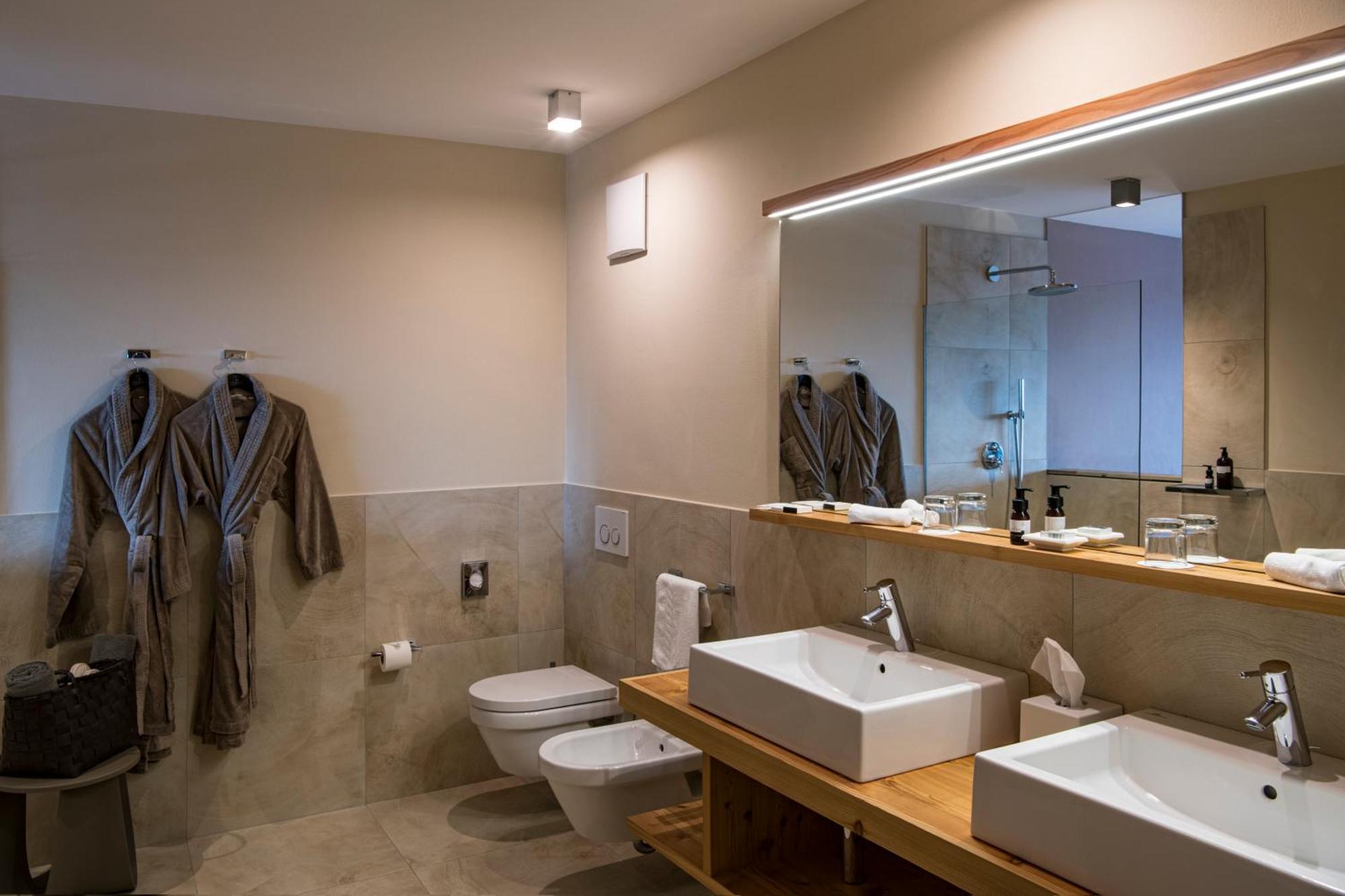 Terra - The Magic Place Relais & Chateaux Sarentino Екстер'єр фото